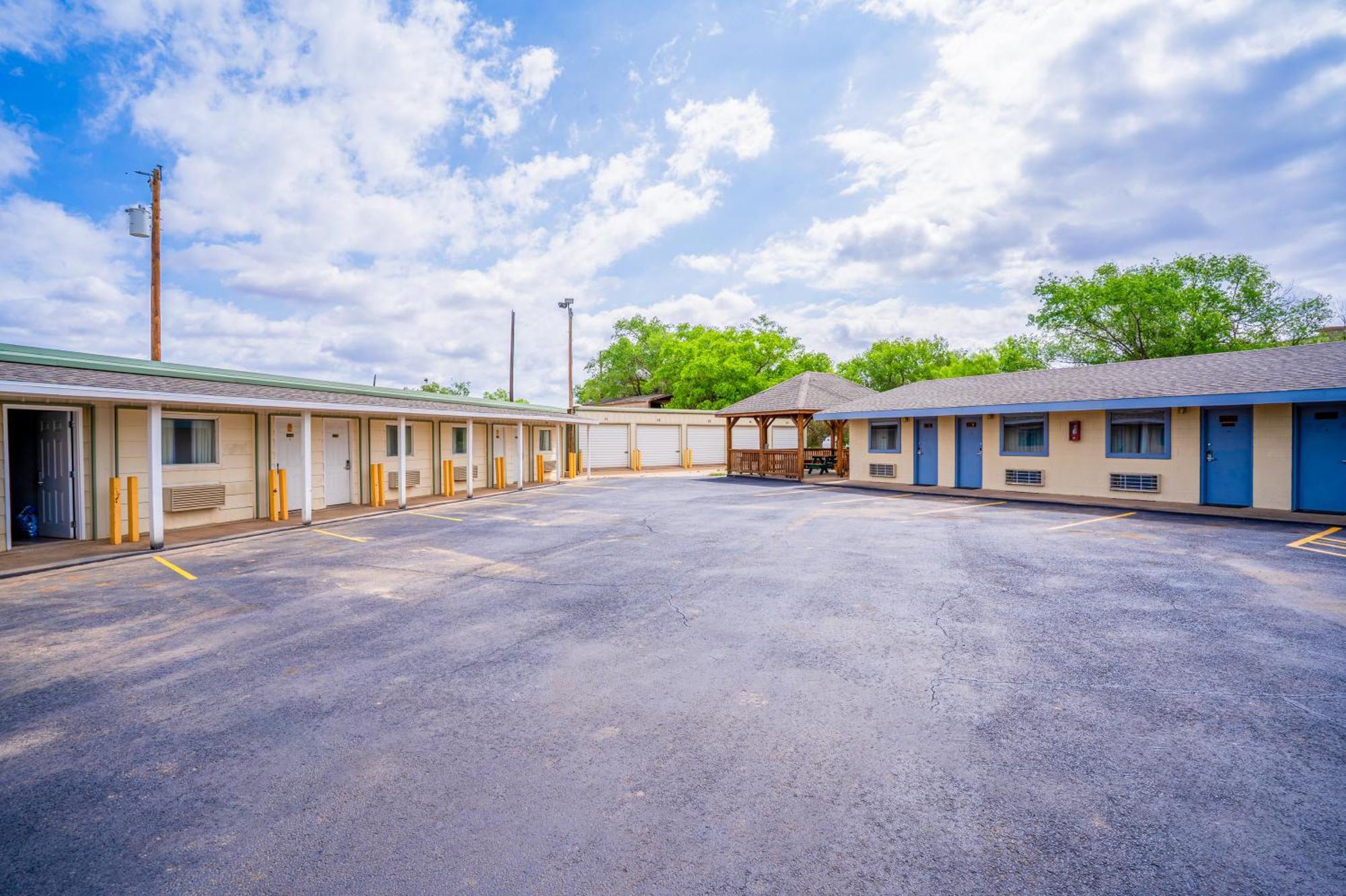 Purple Sage By Oyo Snyder Tx Motel Exterior foto